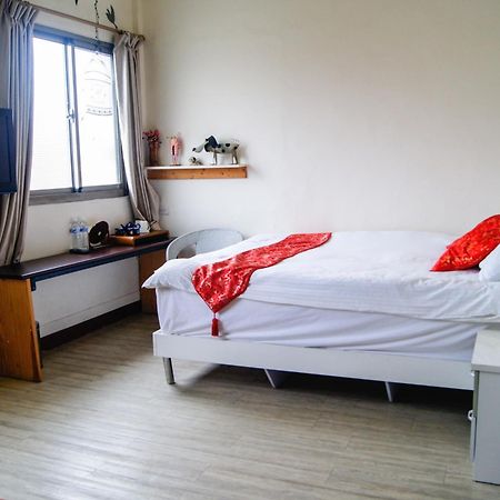 Ding Ding Homestay Jinhu Quarto foto