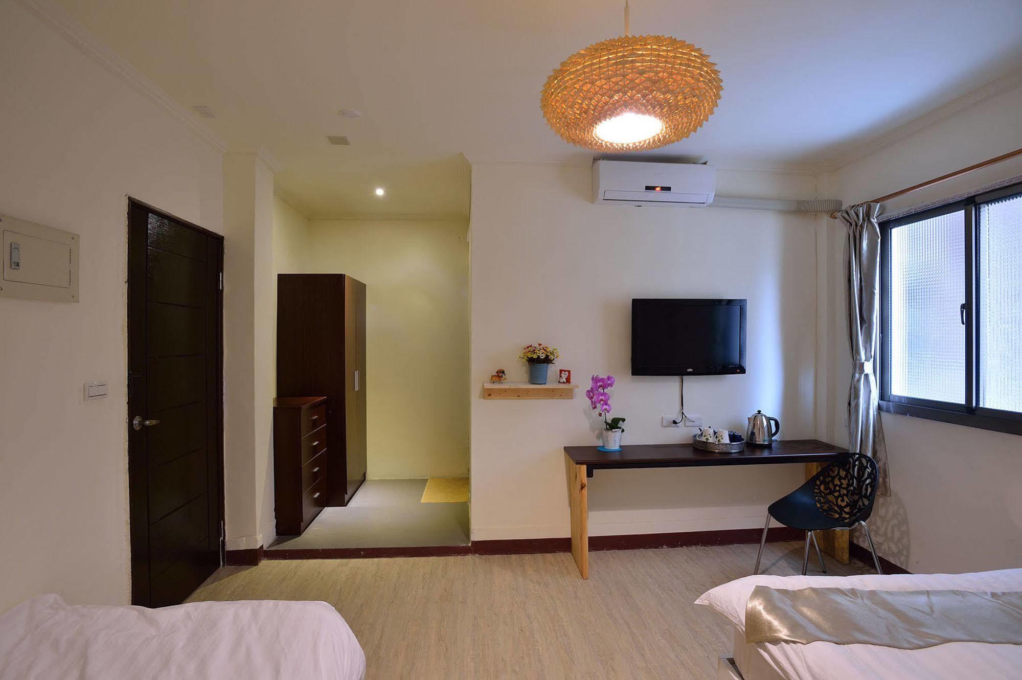 Ding Ding Homestay Jinhu Exterior foto